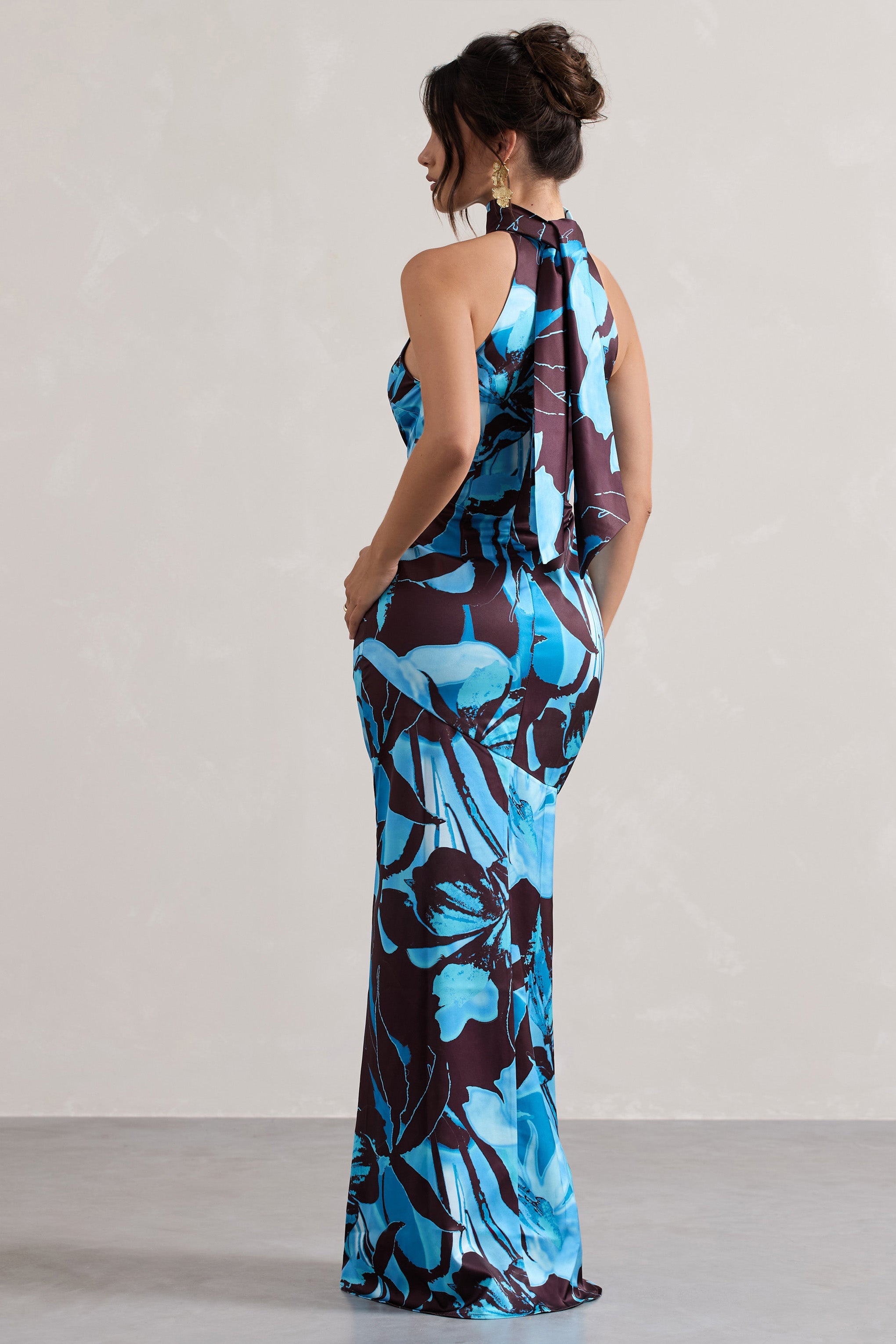 Adoria | Robe longue en satin floral à col haut