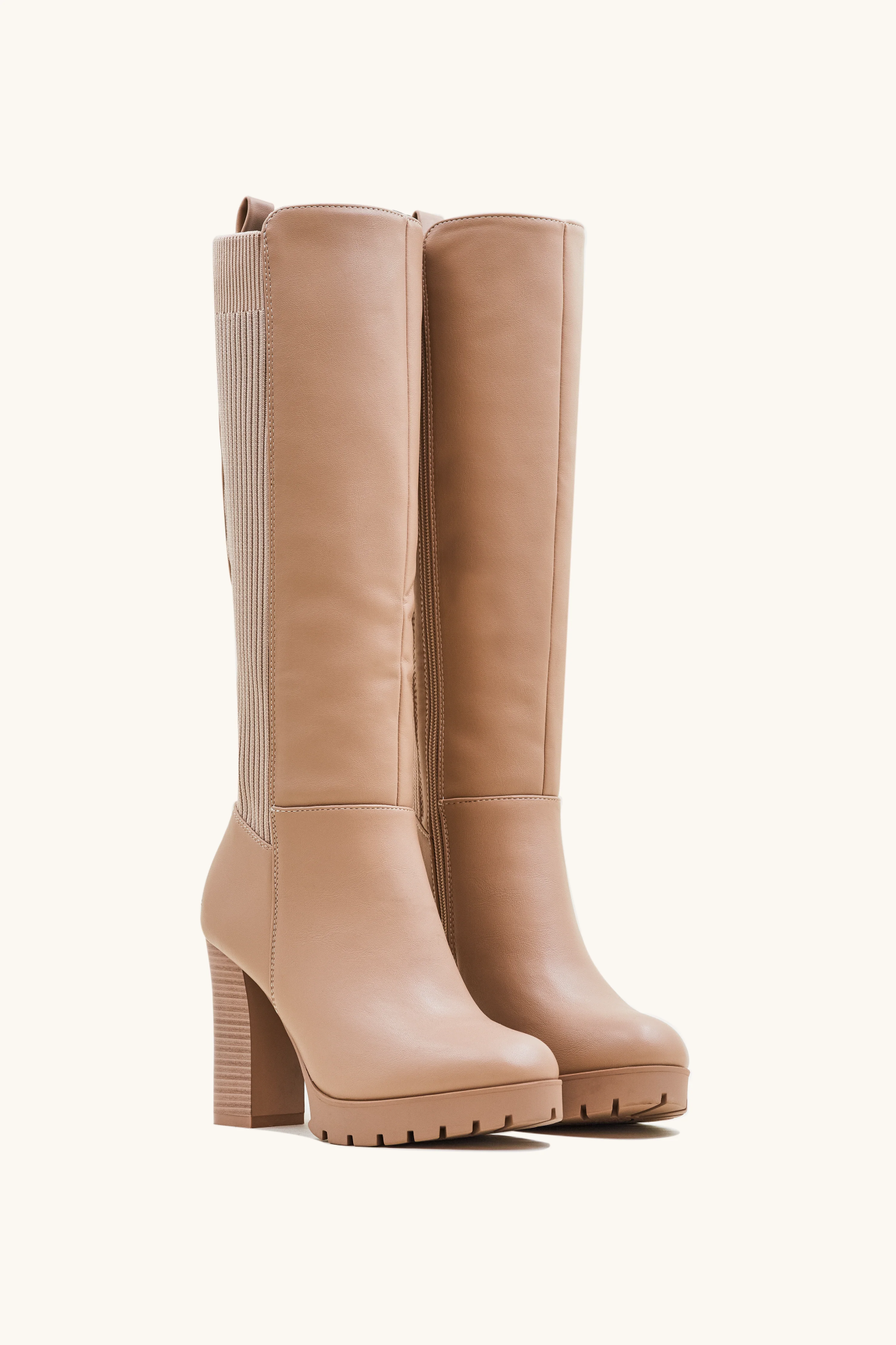 Bottes à talons mi-hautes beige