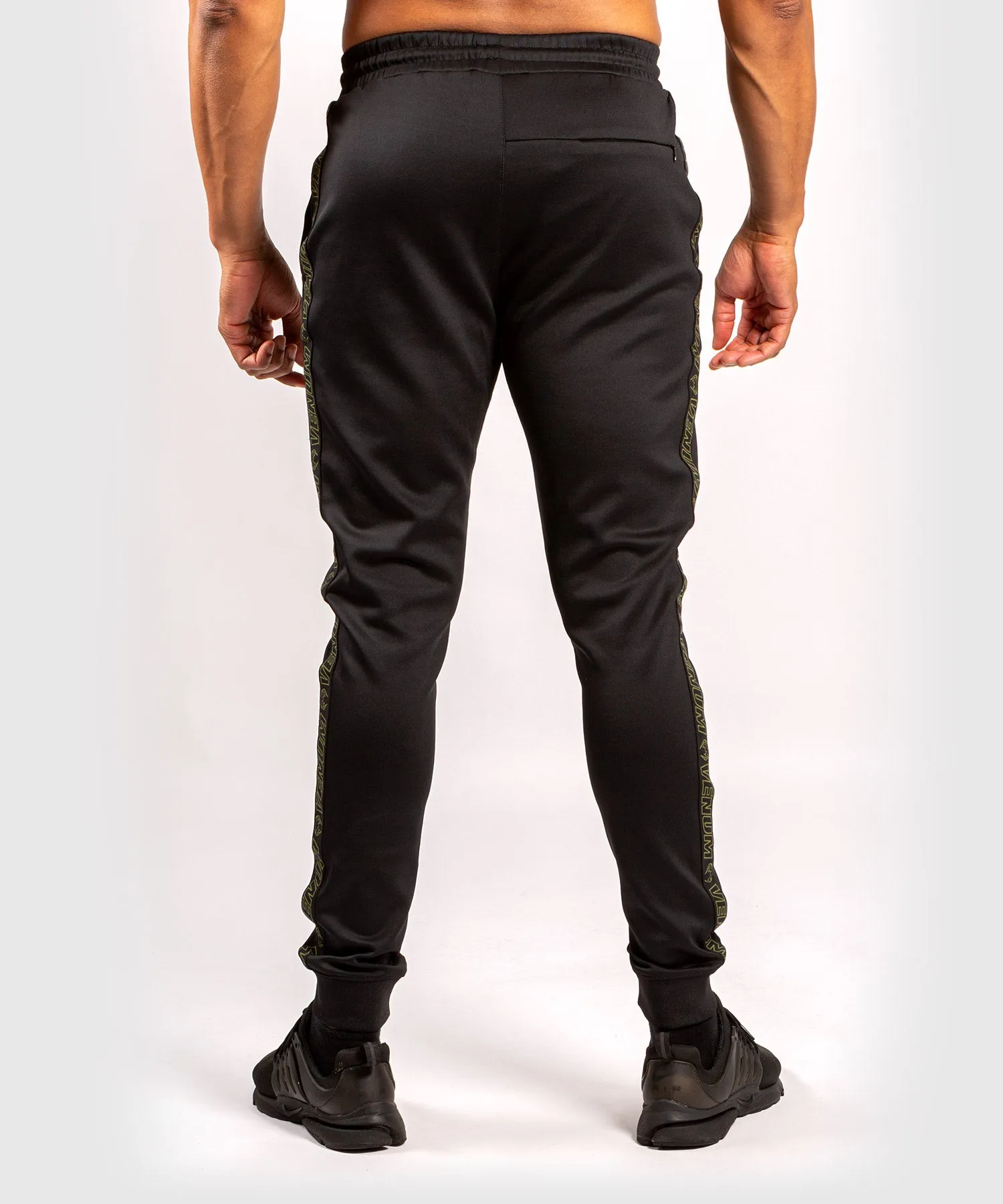 Pantalon de Jogging Venum Club 212 – Noir/Kaki