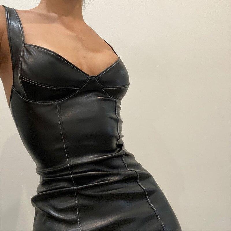 Robe Corset <br> en cuir