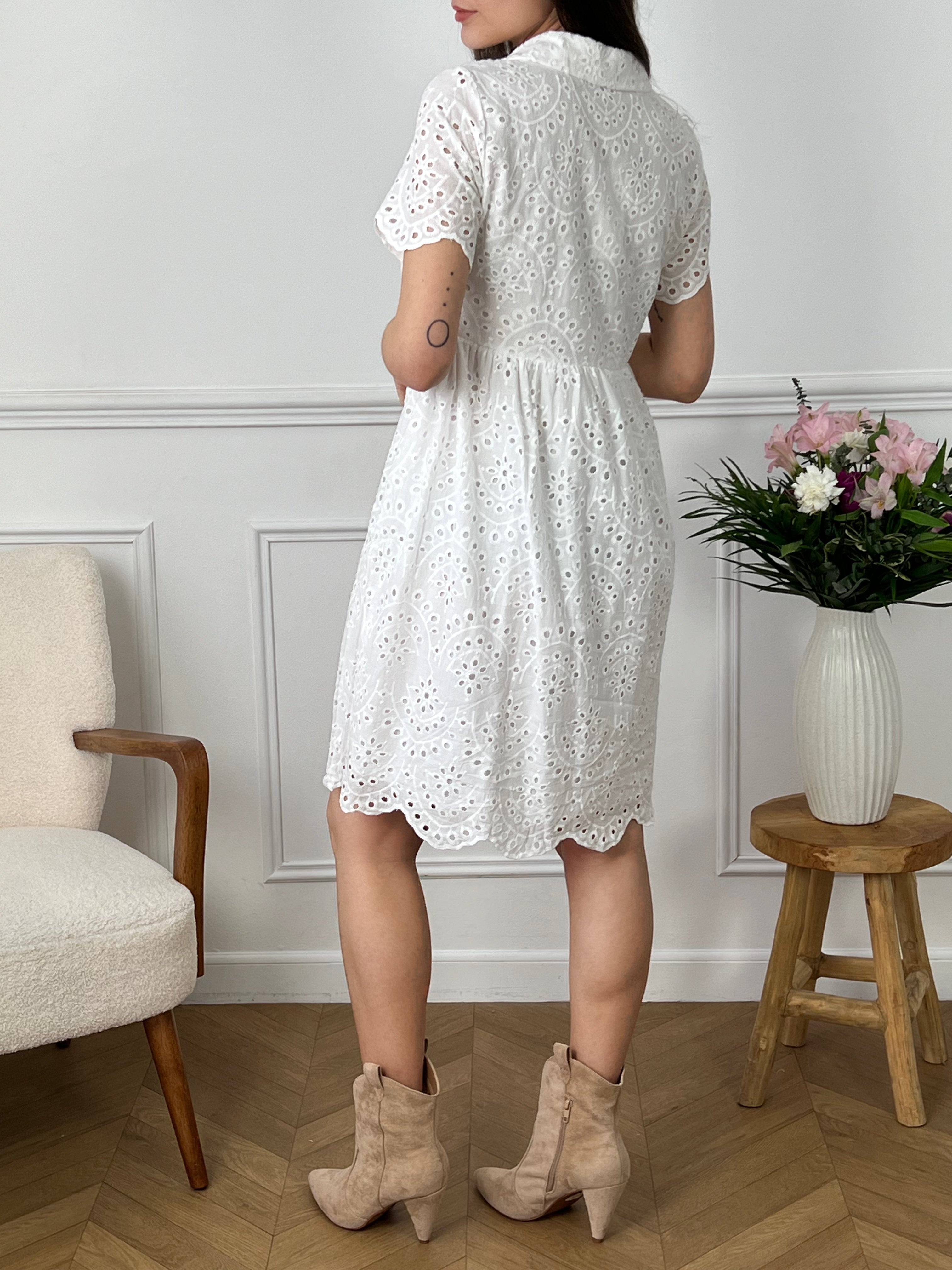 Robe courte écrue avec broderie : Elsie