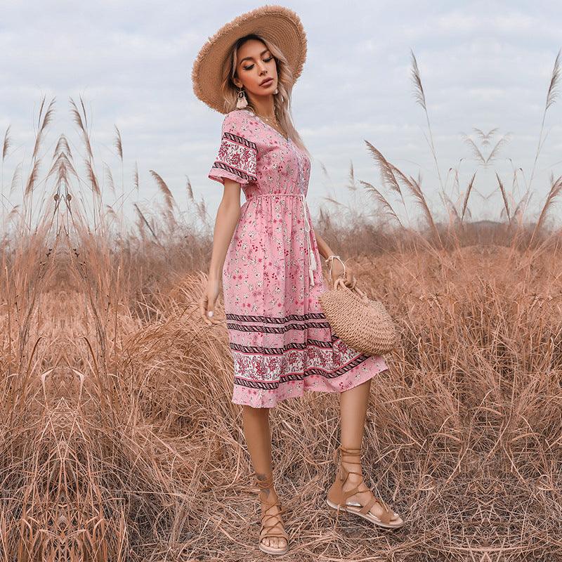 Robe De Campagne À Fleurs Roses