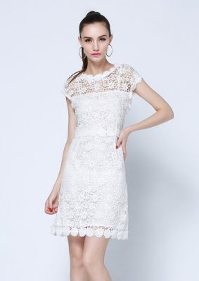 Robe Dentelle pour Femme Manches Courtes Blanche