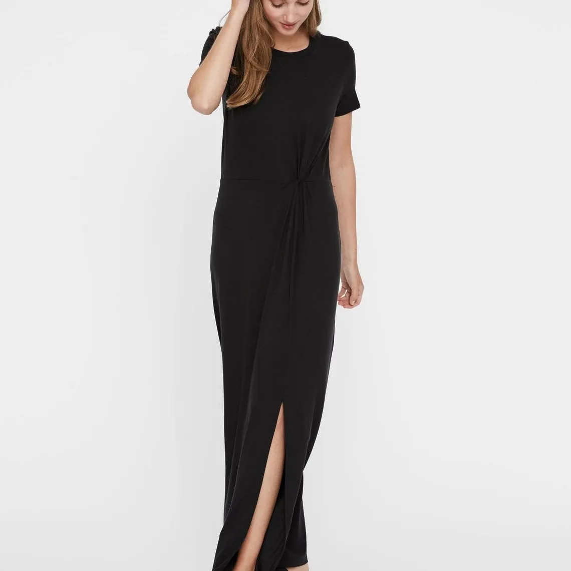 Robe longue Slim Fit Col rond Manches courtes noir | 3 Suisses