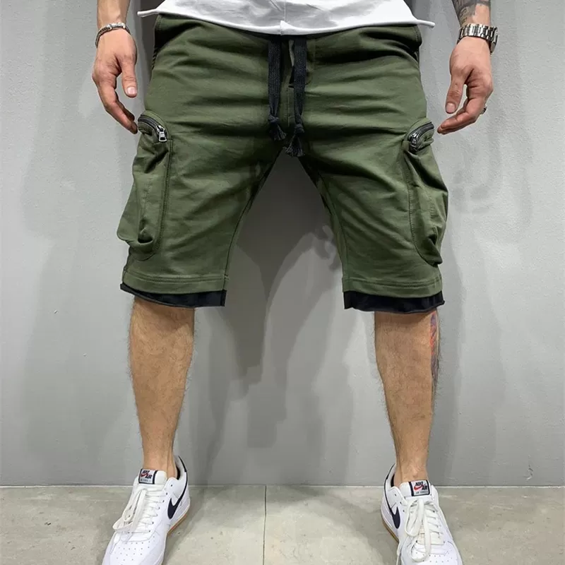 Short avec poches zippées pour homme