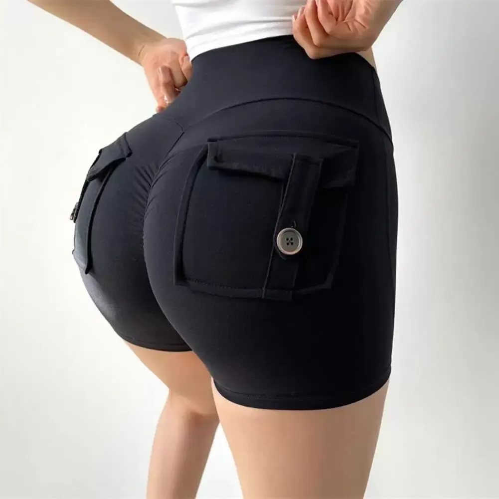 Short de sport à poches pour femme