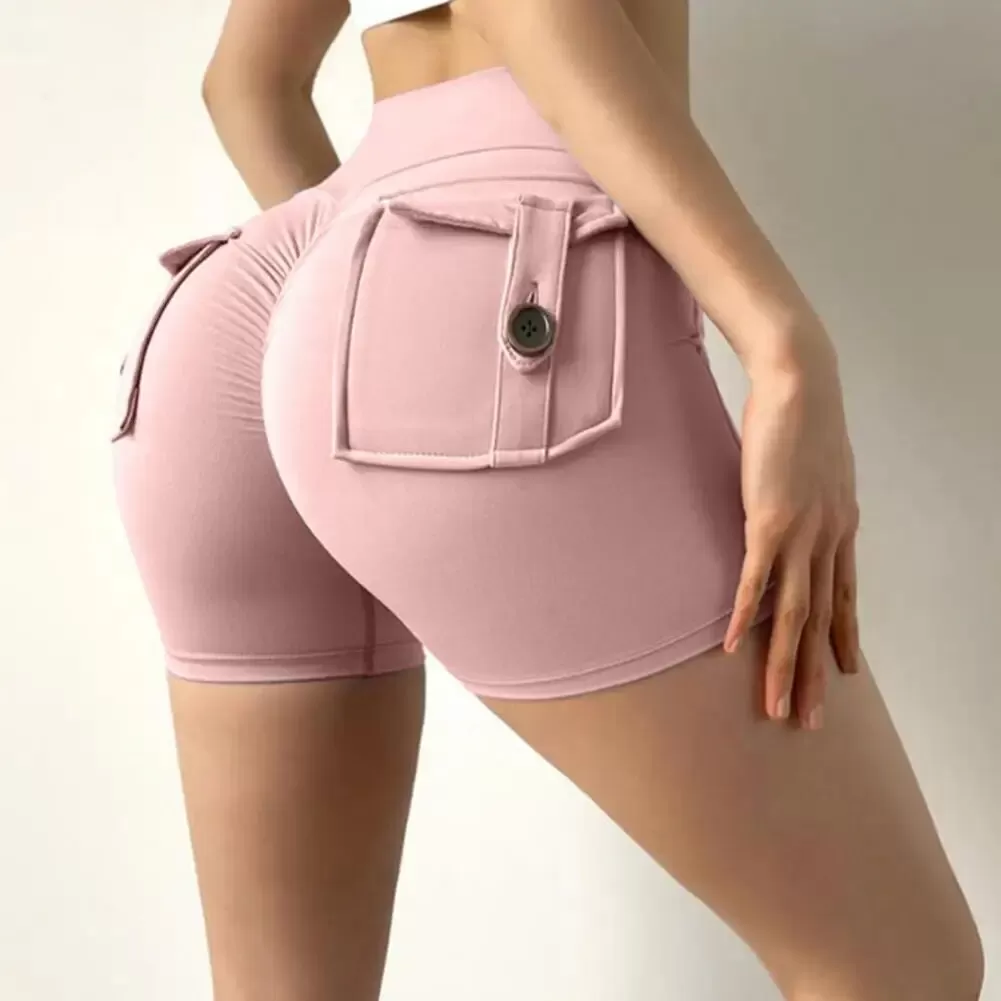 Short de sport à poches pour femme