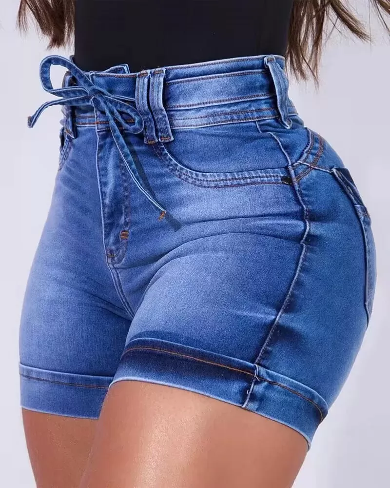 Short en jean moulant pour femme