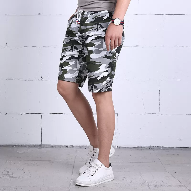 Short motif camouflage militaire pour homme